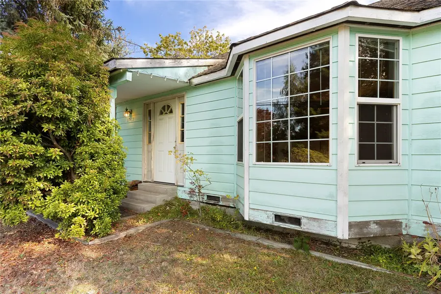 17417 Spruce Way, Lynnwood, WA 98037 - #2