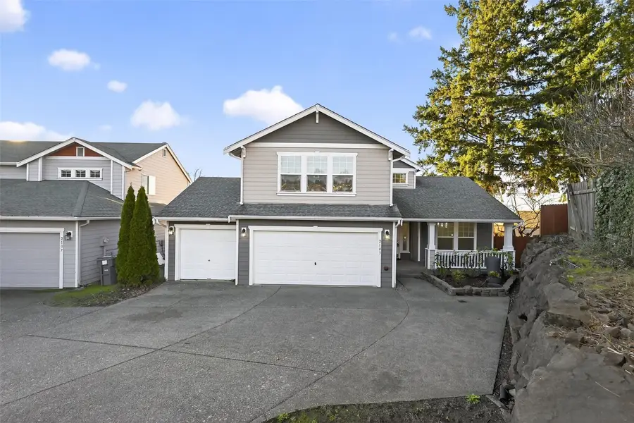 2103 NE 6th Circle, Renton, WA 98056 - #2