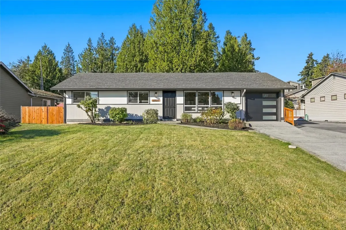 17037 8th Avenue Ne, Shoreline, WA 98155 - #1
