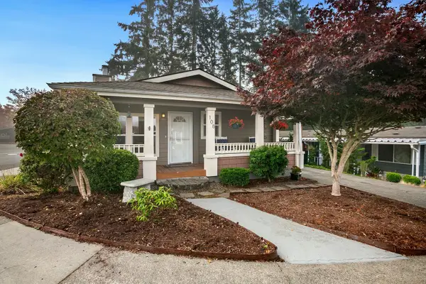 2500 S 370th Street #108, Federal Way, WA 98003