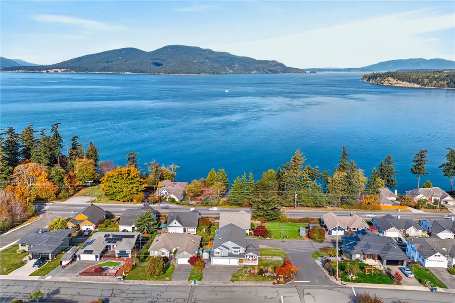 3502 W 2nd Street, Anacortes, WA 98221 - #3