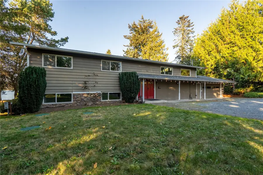 286 E Bartlett Rd, Lynden, WA 98264 - #2