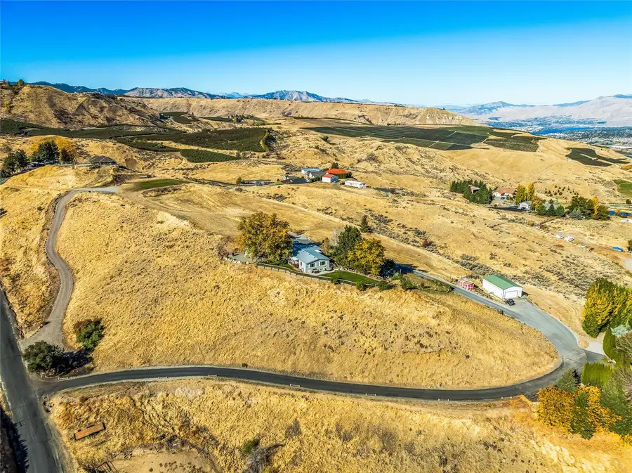 4660 Crown Lane, Malaga, WA 98828 - #2