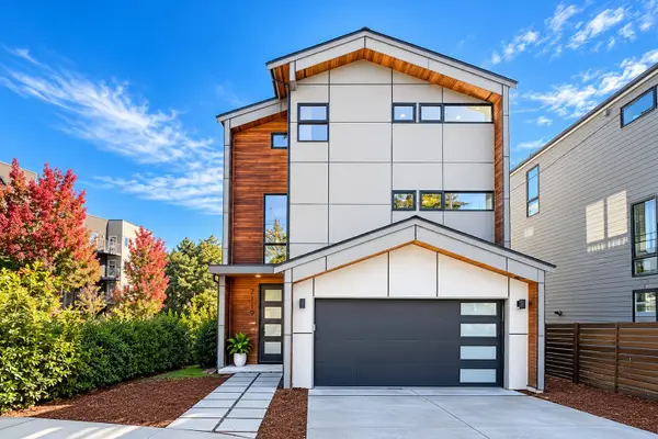 7119 Aurora Avenue N, Seattle, WA 98103