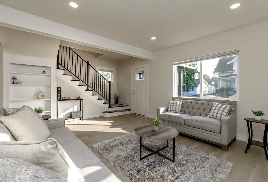325 B Street Ne, Auburn, WA 98002 - #2