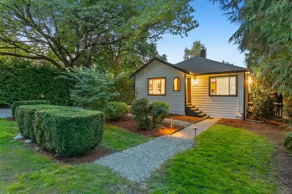 3042 NE 94th Street, Seattle, WA 98115