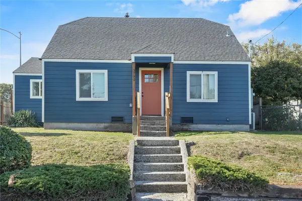3790 E B Street E, Tacoma, WA 98404
