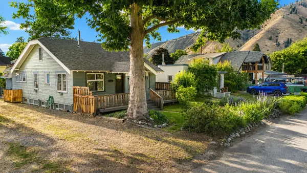 123 Riverfront Drive, Cashmere, WA 98815
