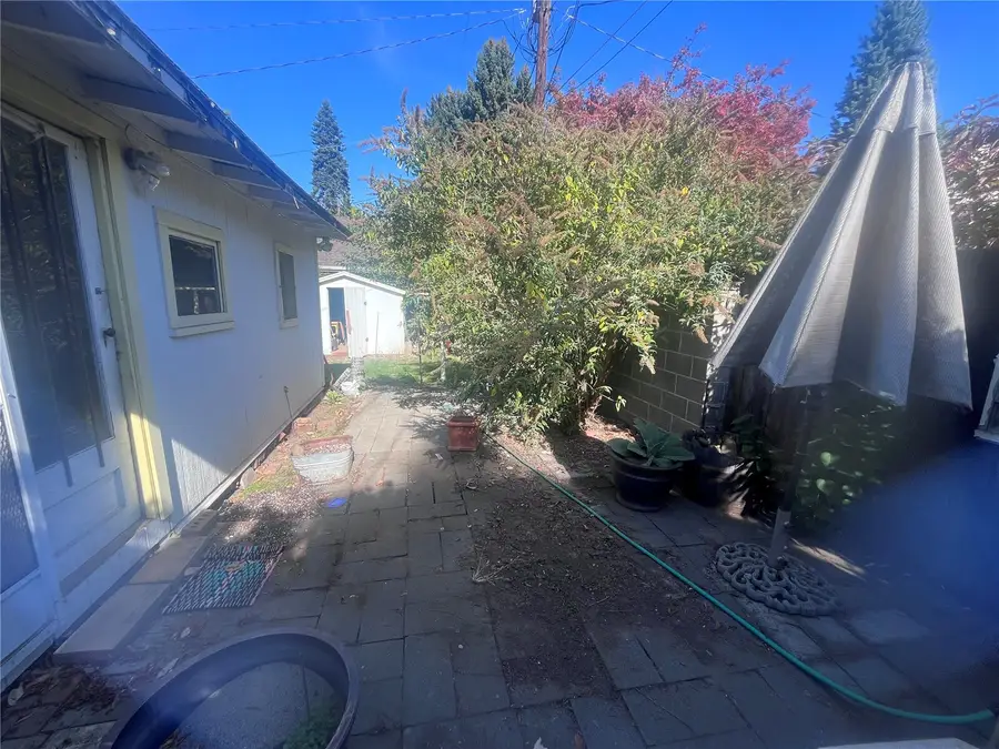 225 N 23rd Avenue, Yakima, WA 98902 - #3