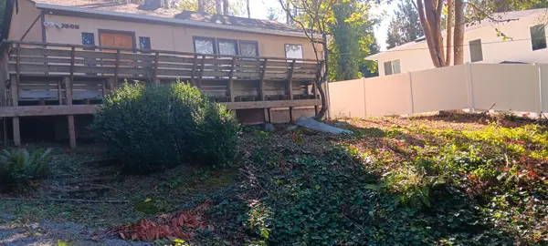 19505 SE 24th Way, Sammamish, WA 98075