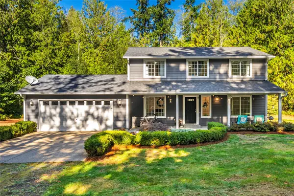 8132 NE Yeti Lane, Bainbridge Island, WA 98110