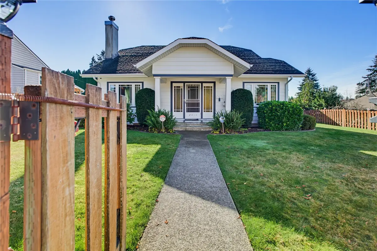 2411 Thurston Avenue Ne, Olympia, WA 98506 - #1