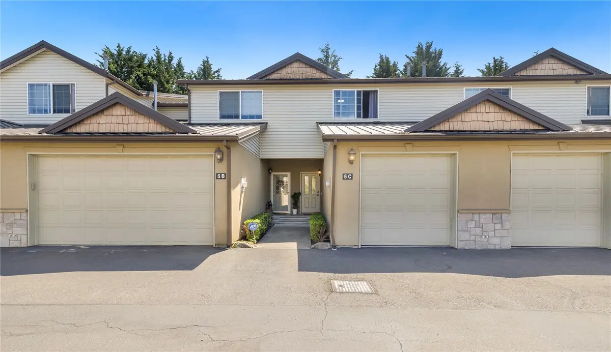 418 17th Street Se #5C, Auburn, WA 98002 - #1