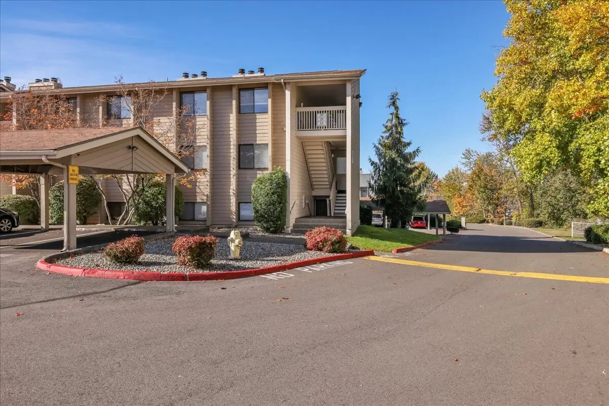 1321 S Puget Drive #E-35, Renton, WA 98055 - #1