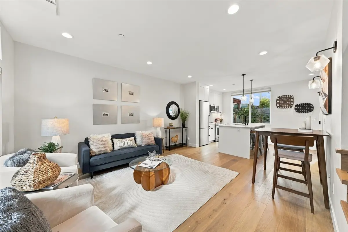 6016 California Avenue Sw #D, Seattle, WA 98136 - #1