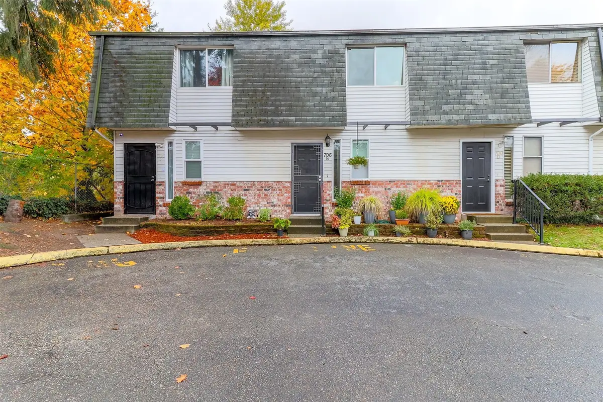 706 10th Street Ne #E, Auburn, WA 98002 - #1