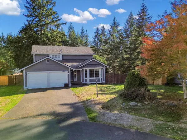 14517 4th Avenue Ct E, Tacoma, WA 98445