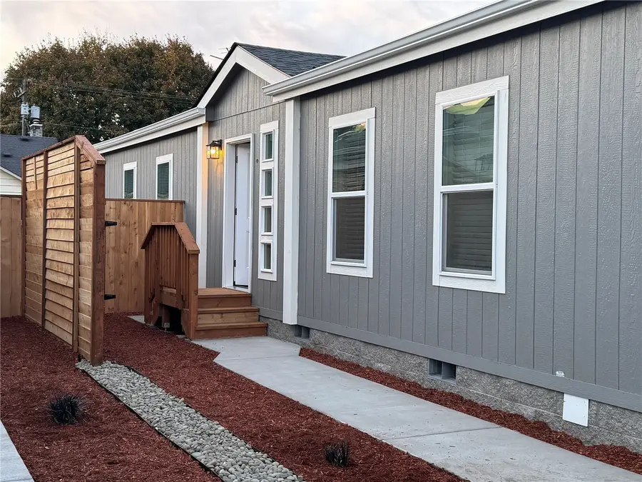 507 S 5th Avenue, Longview Kelso, WA 98632 - #3