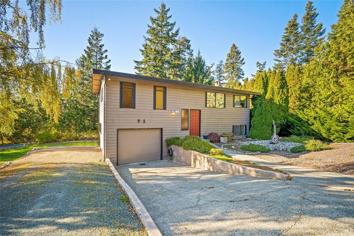 721 W Shelter Bay Drive, La Conner, WA 98257 - #1