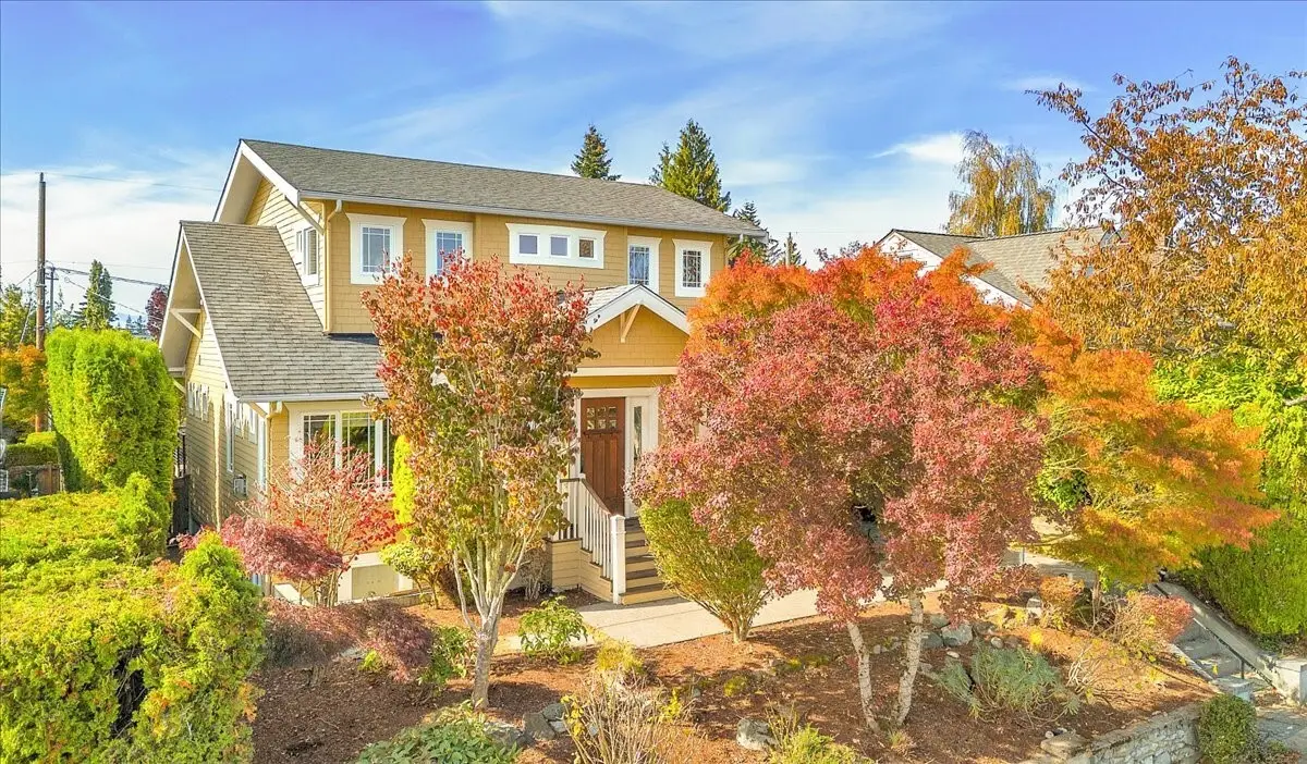 4049 40th Avenue Sw, Seattle, WA 98116 - #1