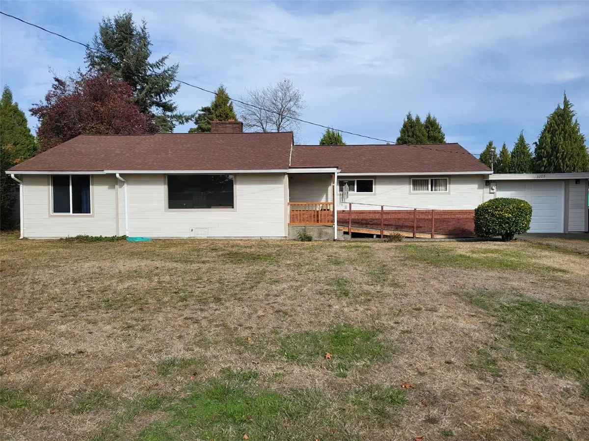 3209 Fords Prairie Avenue, Centralia, WA 98531 - #1