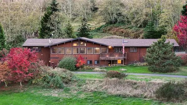 9385 Stein Road, Custer, WA 98240