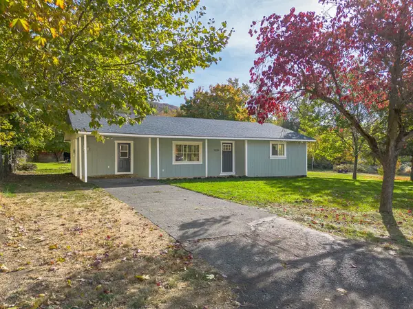 10330 E Highway 12, Dixie, WA 99329