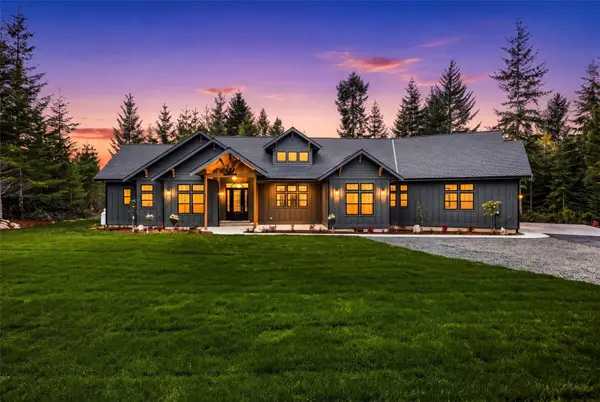 270 E April Avenue, Grapeview, WA 98546