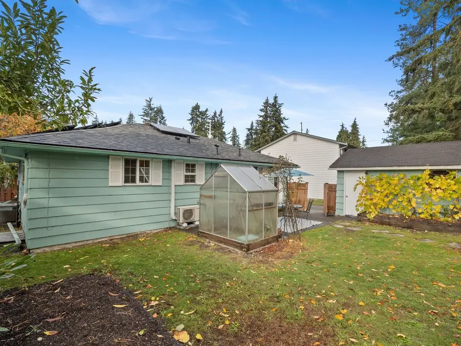 15738 Interlake Avenue N, Shoreline, WA 98133 - #2