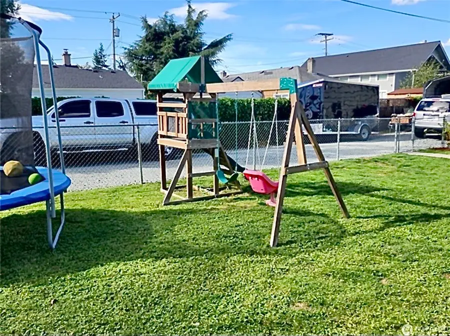 821 Garfield Street, Mount Vernon, WA 98273 - #2