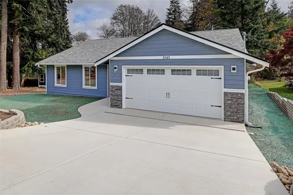 1543 Graham Drive, Camano Island, WA 98282