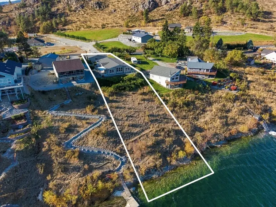 4116 Wapato Lake Rd, Manson, WA 98831 - #3