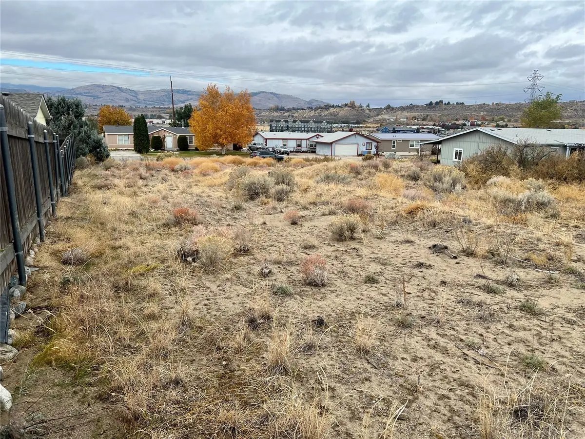 18 Bentham Road, Omak, WA 98841 - #1