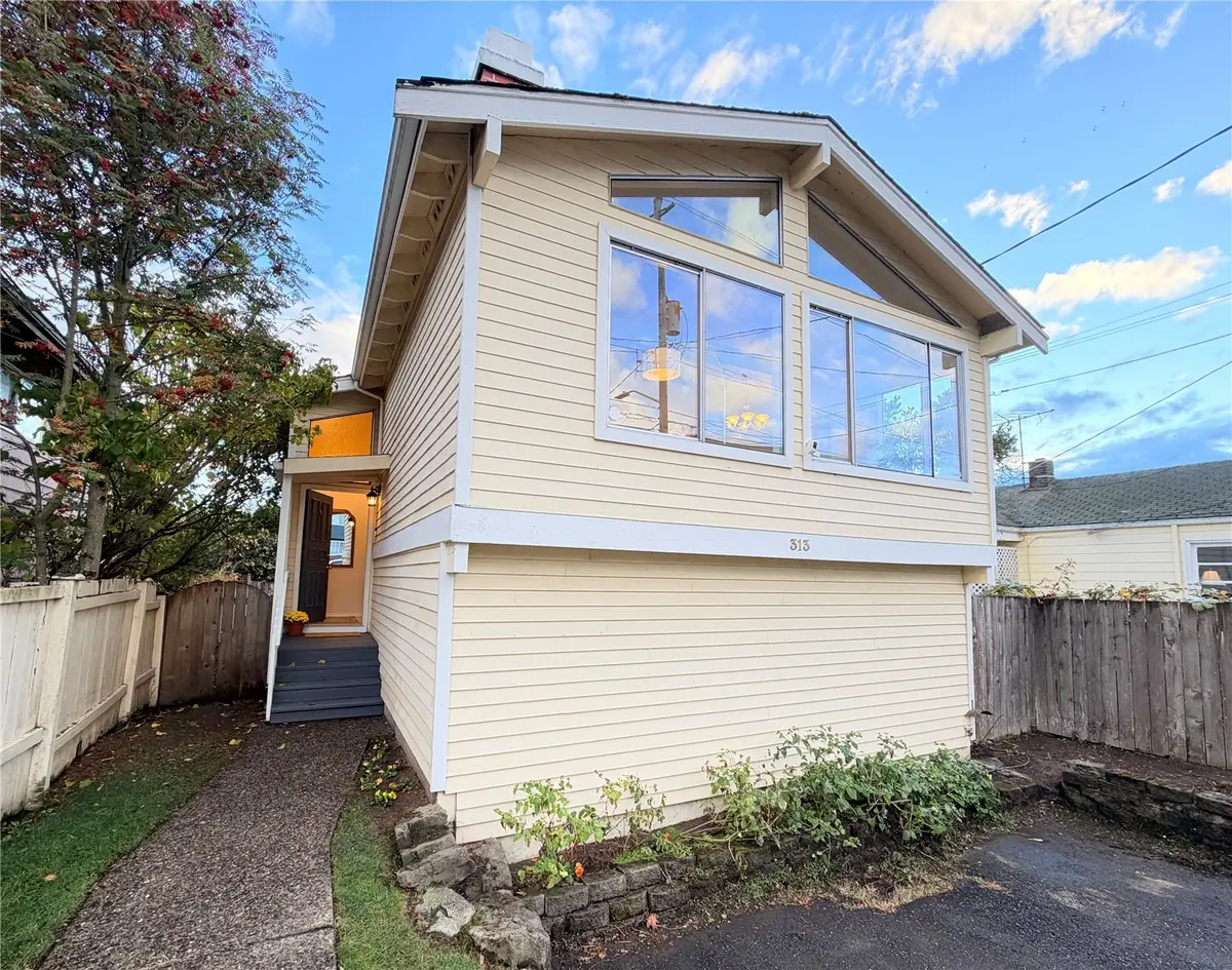 313 N 103rd Street, Seattle, WA 98133 - #1