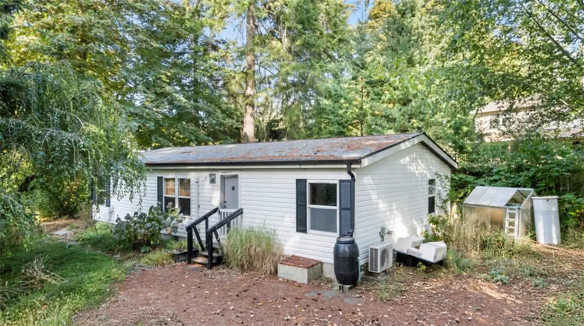 19116 21st Street Sw, Lakebay, WA 98349 - #1
