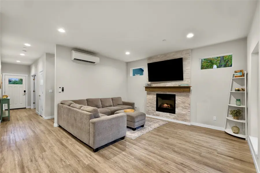 535 SE 3rd Court, Oak Harbor, WA 98277 - #2