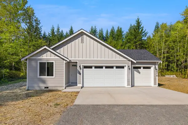 5901 192nd Street Nw #12B, Stanwood, WA 98292