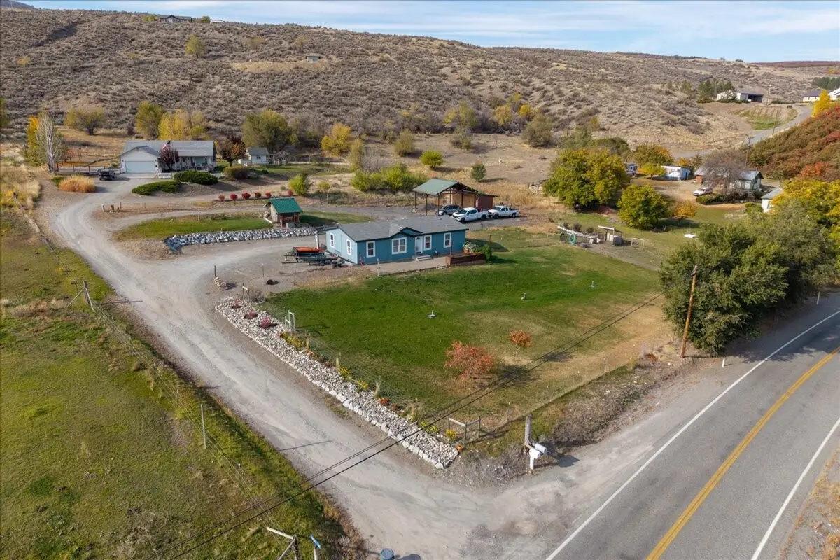 2 Farver Ln, Tonasket, WA 98855 - #1