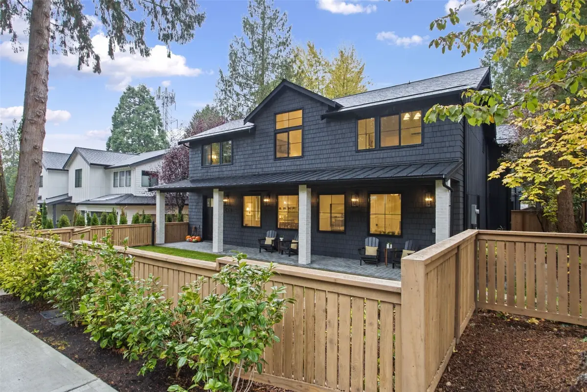 12416 NE 72nd Street, Kirkland, WA 98033 - #1