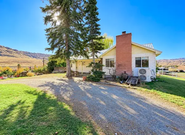 1548 Old Hwy 97, Okanogan, WA 98840