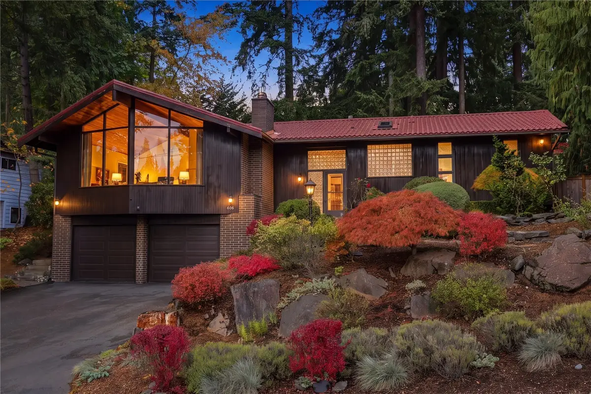 606 N 178th Street, Shoreline, WA 98133 - #1