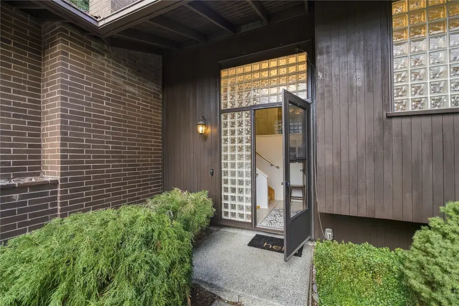606 N 178th Street, Shoreline, WA 98133 - #2