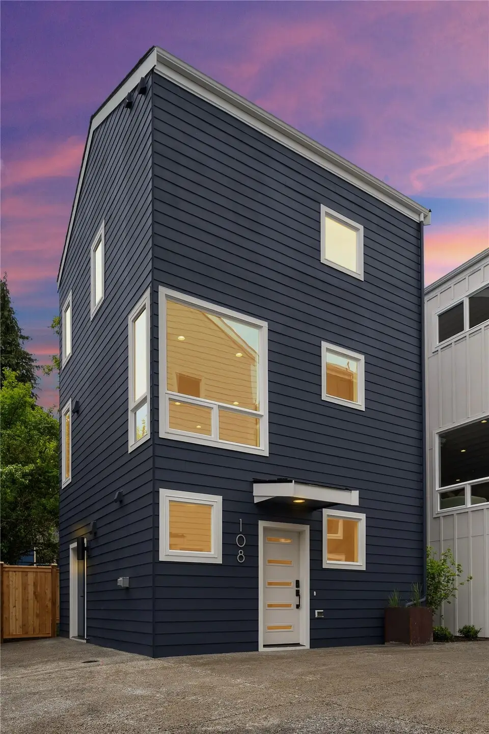 108 29th Avenue E, Seattle, WA 98112 - #1