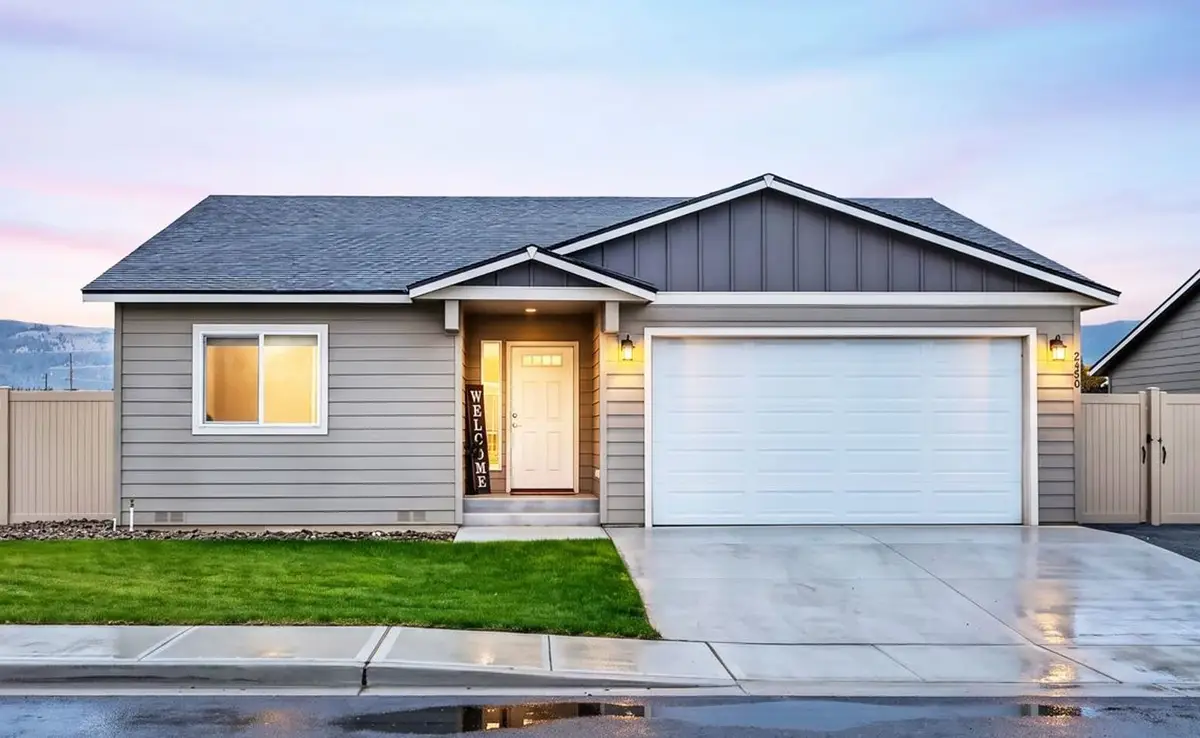 2450 3rd Street Se, East Wenatchee, WA 98802 - #1