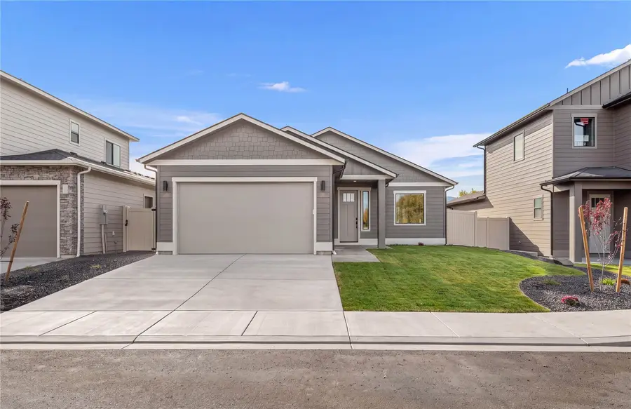 2548 5th Street Se, East Wenatchee, WA 98802 - #3