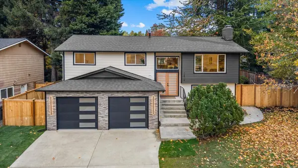 12916 NE 136th Place, Kirkland, WA 98034
