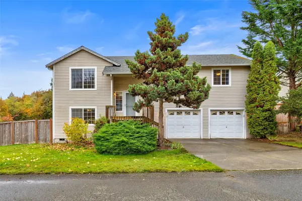 2137 Kelp Place E, Port Orchard, WA 98366