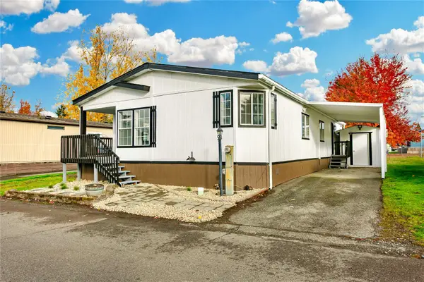 300 Park Avenue #58, Buckley, WA 98321