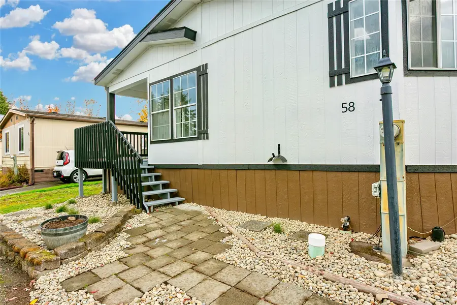 300 Park Avenue #58, Buckley, WA 98321 - #3