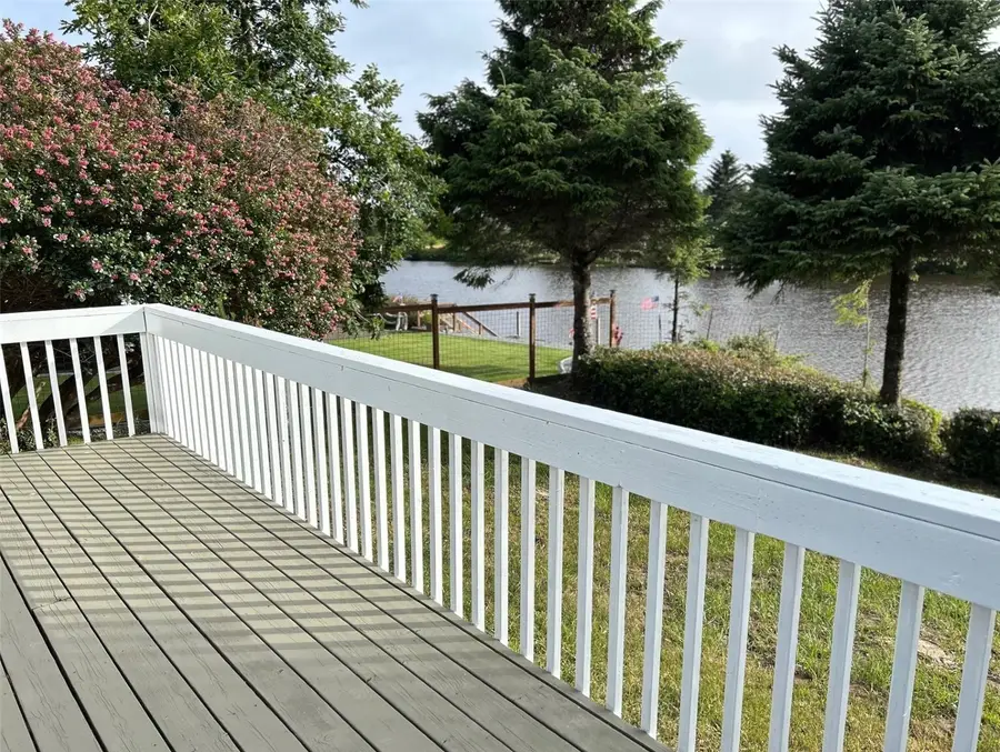 687 Copalis Avenue Ne, Ocean Shores, WA 98569 - #3